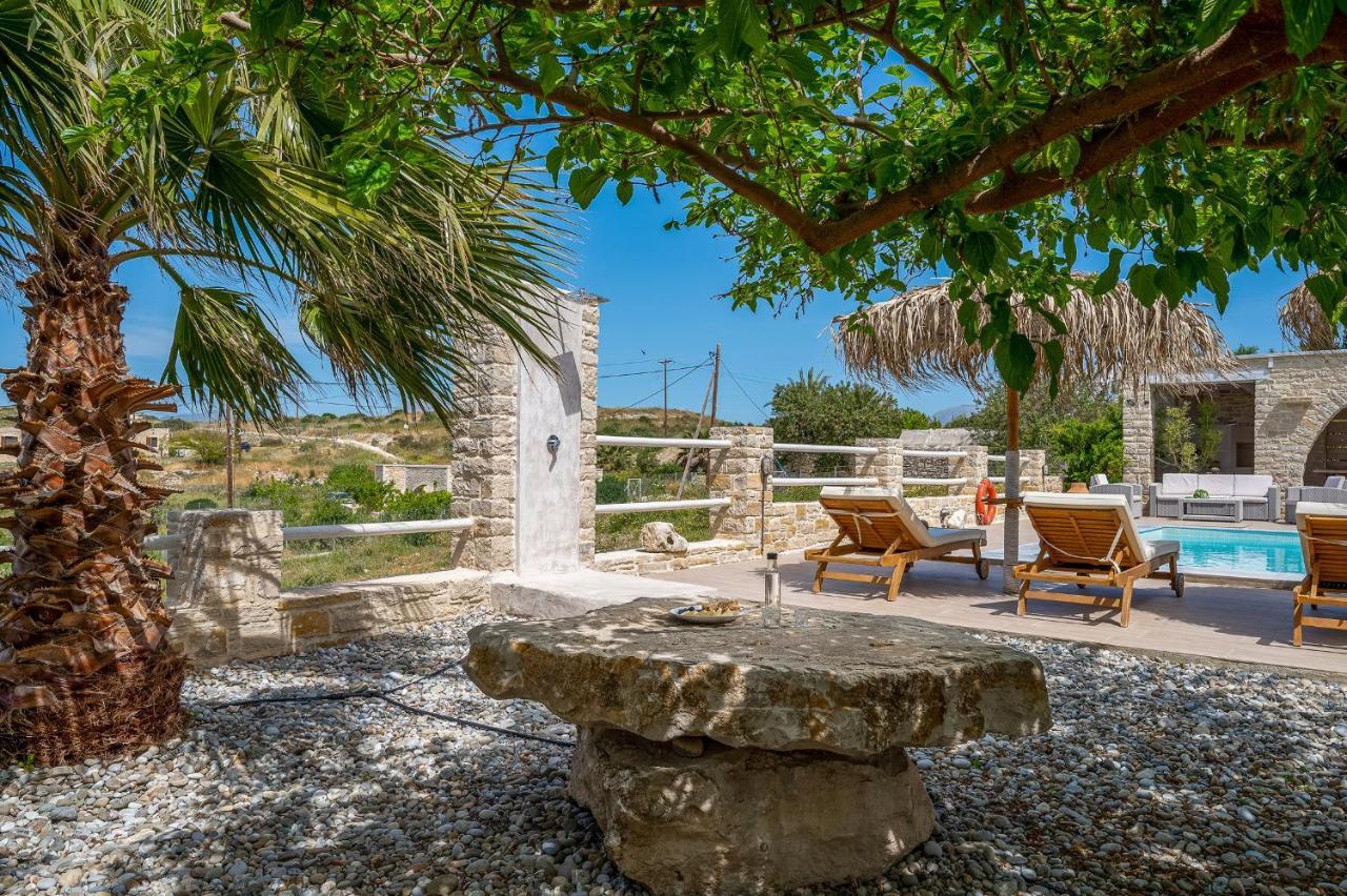 Golden Sky Villa Kamilari Exterior foto