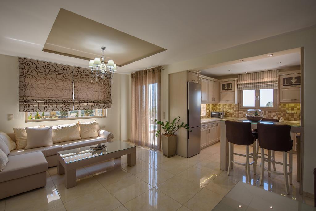 Golden Sky Villa Kamilari Exterior foto